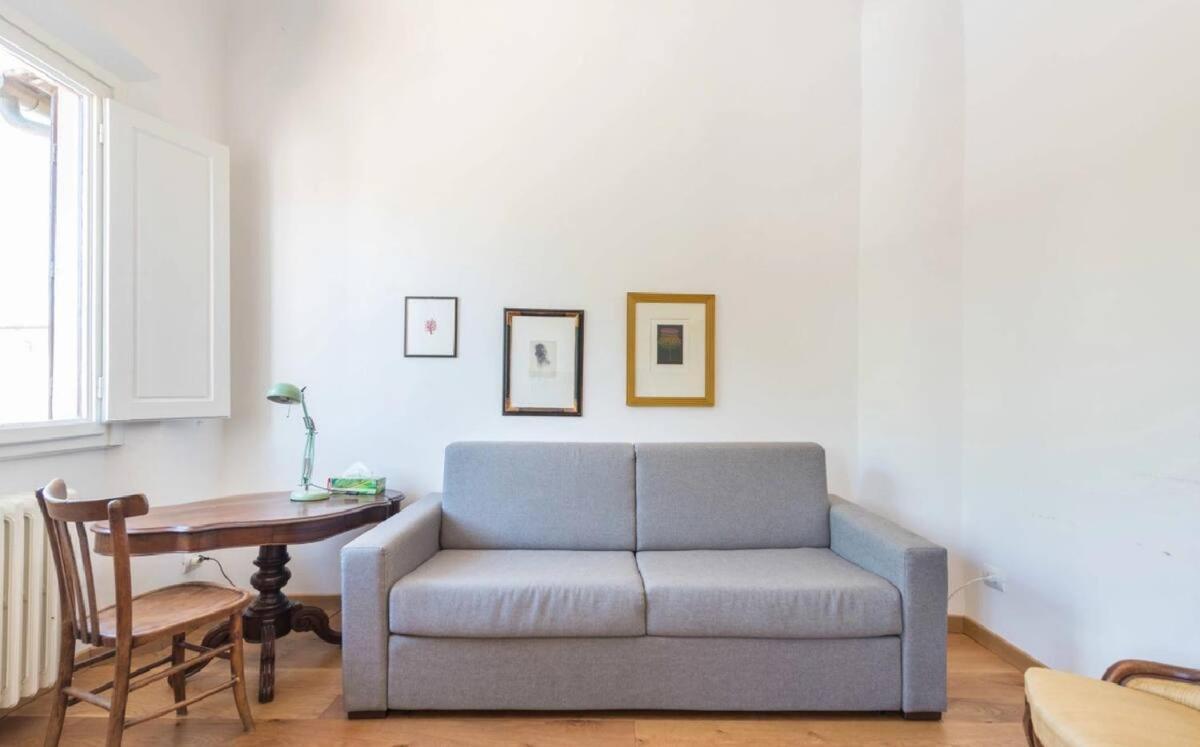 Airy One Bedroom With Terrace Near Palazzo Pitti Флоренция Экстерьер фото