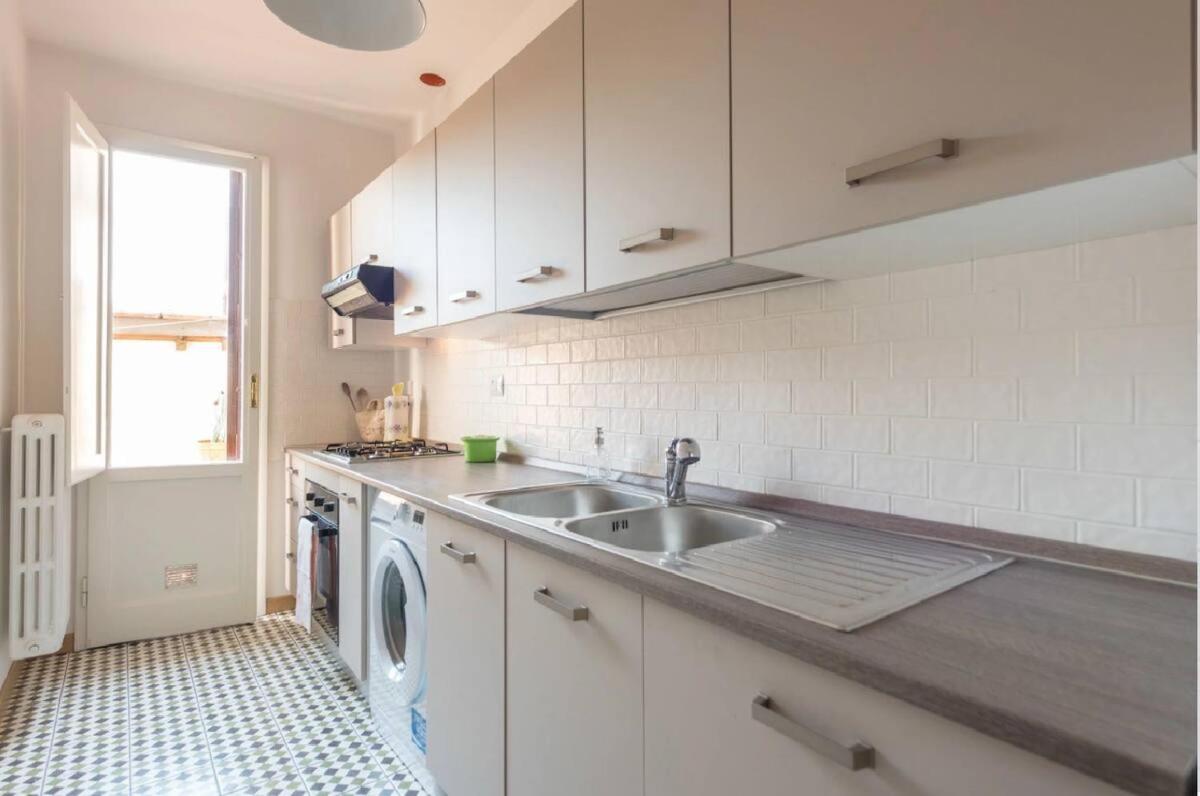 Airy One Bedroom With Terrace Near Palazzo Pitti Флоренция Экстерьер фото