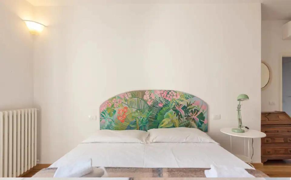 Airy One Bedroom With Terrace Near Palazzo Pitti Флоренция Экстерьер фото