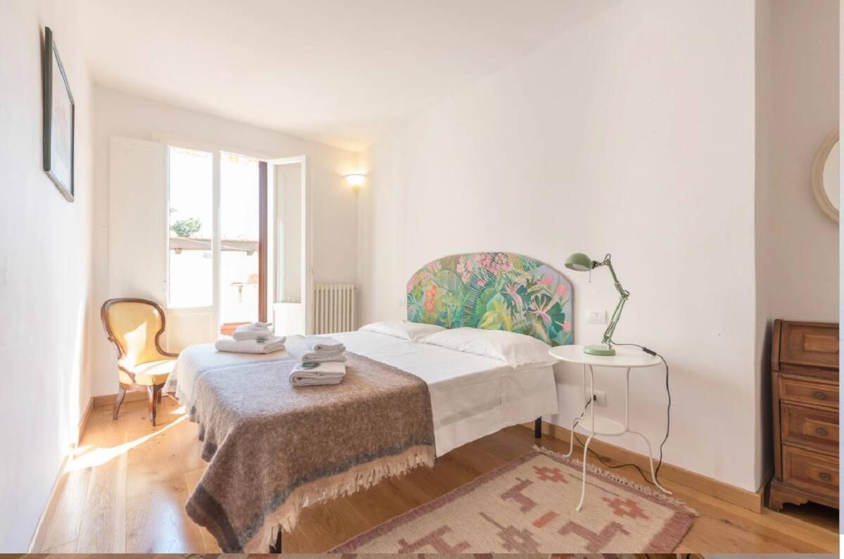 Airy One Bedroom With Terrace Near Palazzo Pitti Флоренция Экстерьер фото